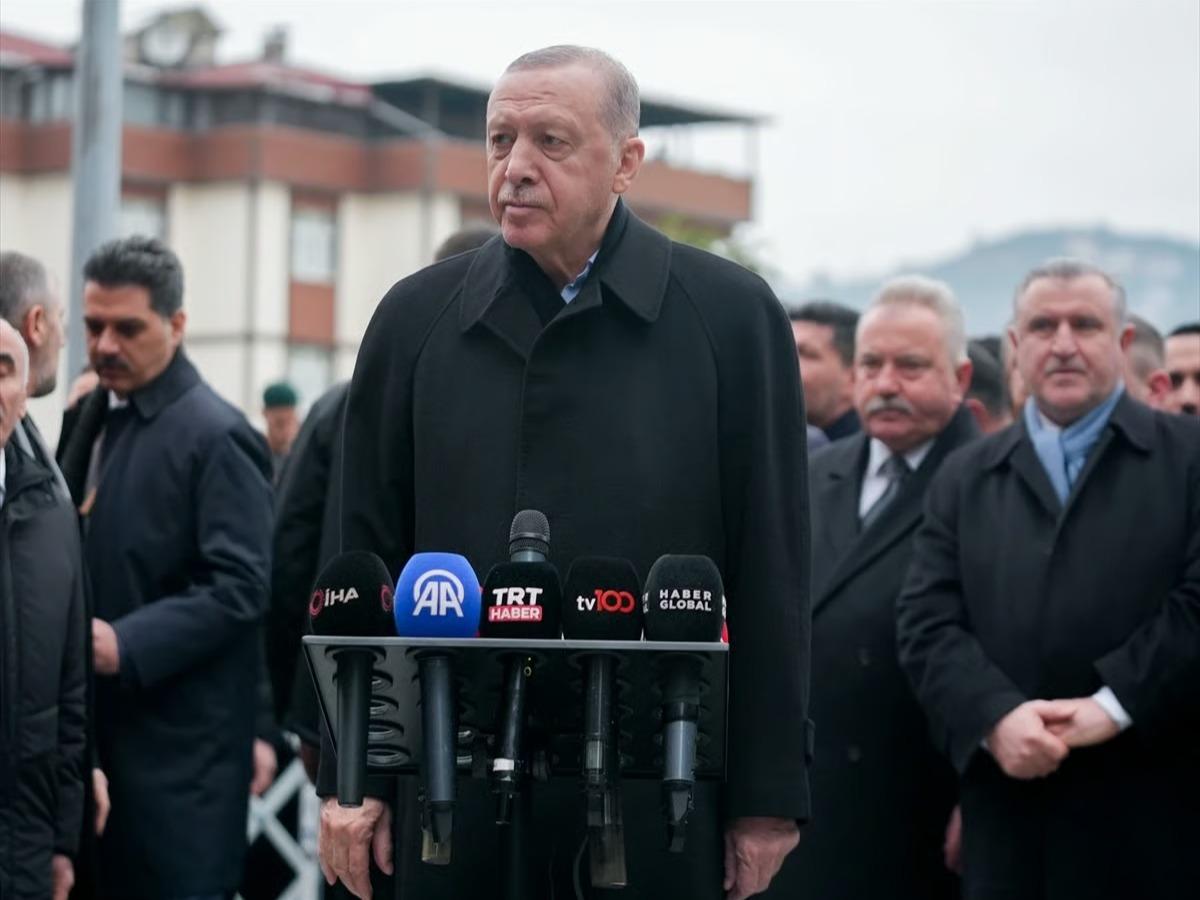 Cumhurbaşkanı Erdoğan bayram namazında Rize'de