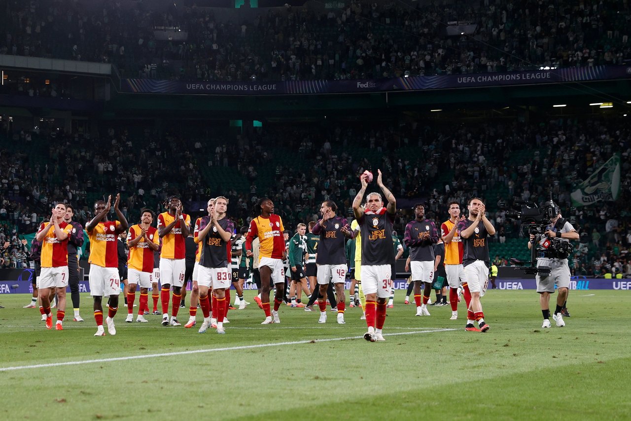 Galatasaray'dan tam 16 futbolcuya milli davet geldi