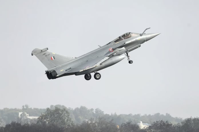 Fransız istihbaratı Çin’i suçladı: Rafale paniği büyüyor