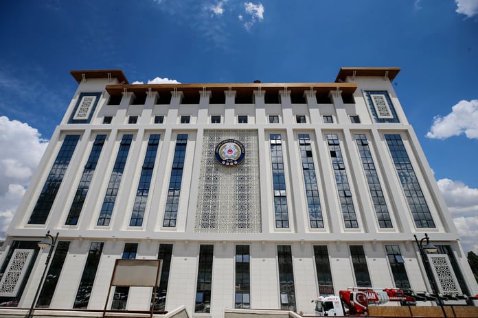 Emniyet Genel Müdürlüğü: Belediye başkanları ve belediyeler jammer kullanamaz