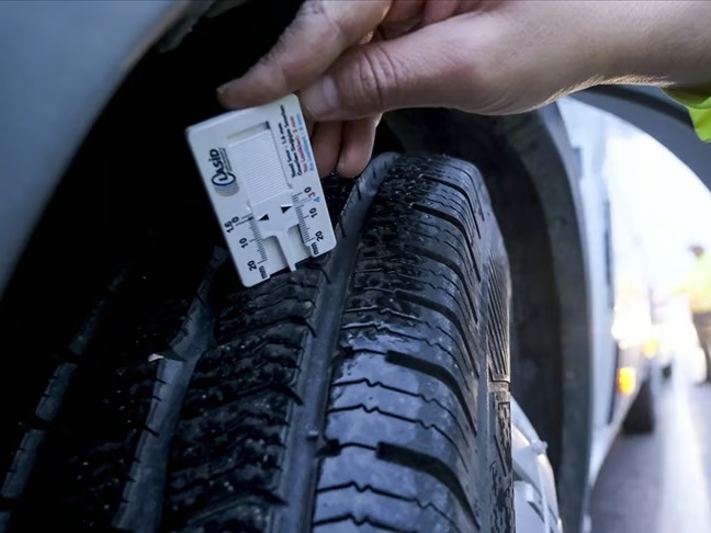 Kış lastiği uygulaması ne zaman başlıyor, zorunlu mu? Kış lastiği ne zaman takılacak?