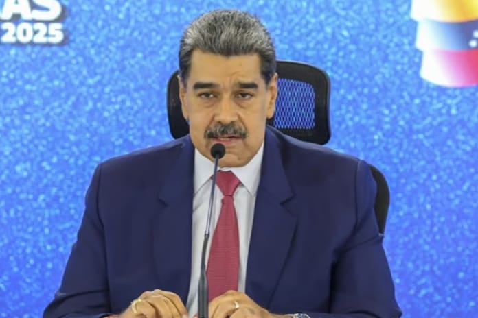 Maduro Trump'a mektup gönderdiğini kabul etti