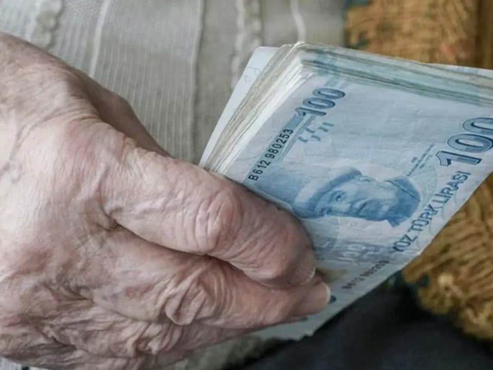 Emekli'ye az çalışana az çok çalışana çok maaş