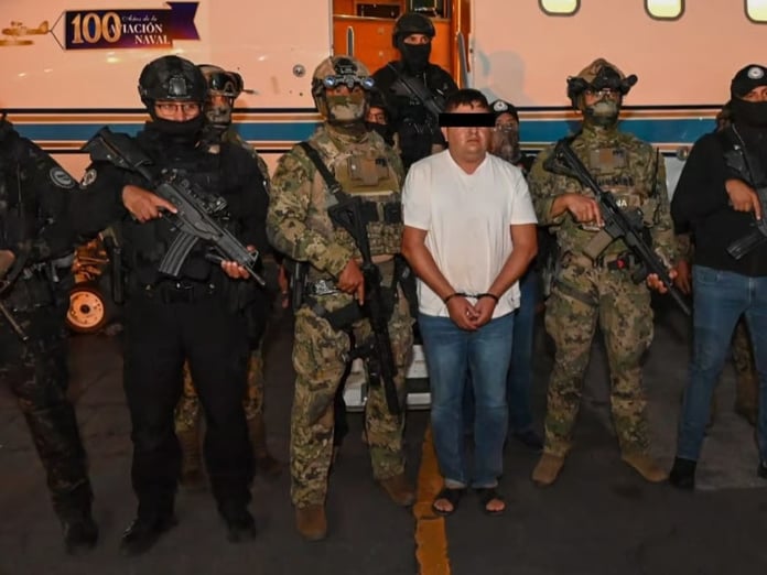 Meksika'da güvenlik güçlerinden kartellere operasyon