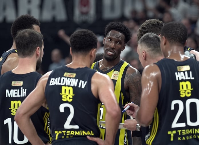 Fenerbahçe şampiyonluk için sahada