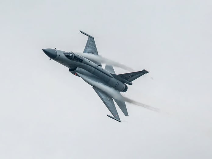 Pakistan’ın savaşta denenmiş savaş uçakları silah satışlarını artırıyor