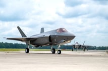 Almanya için ilk F-35A savaş uçağının son montajına başlandı