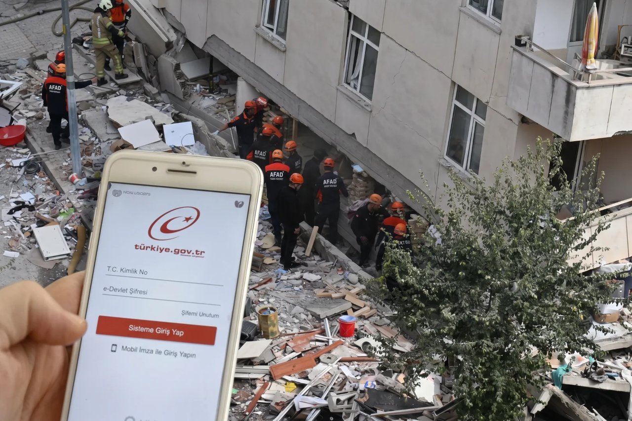 Maltepe'deki bina çökmesi sonrası e-Devlet'te yoğunluk 