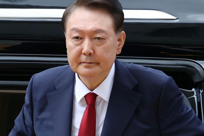 Eski Güney Kore Devlet Başkanı Yoon hakkında zorla getirme kararı