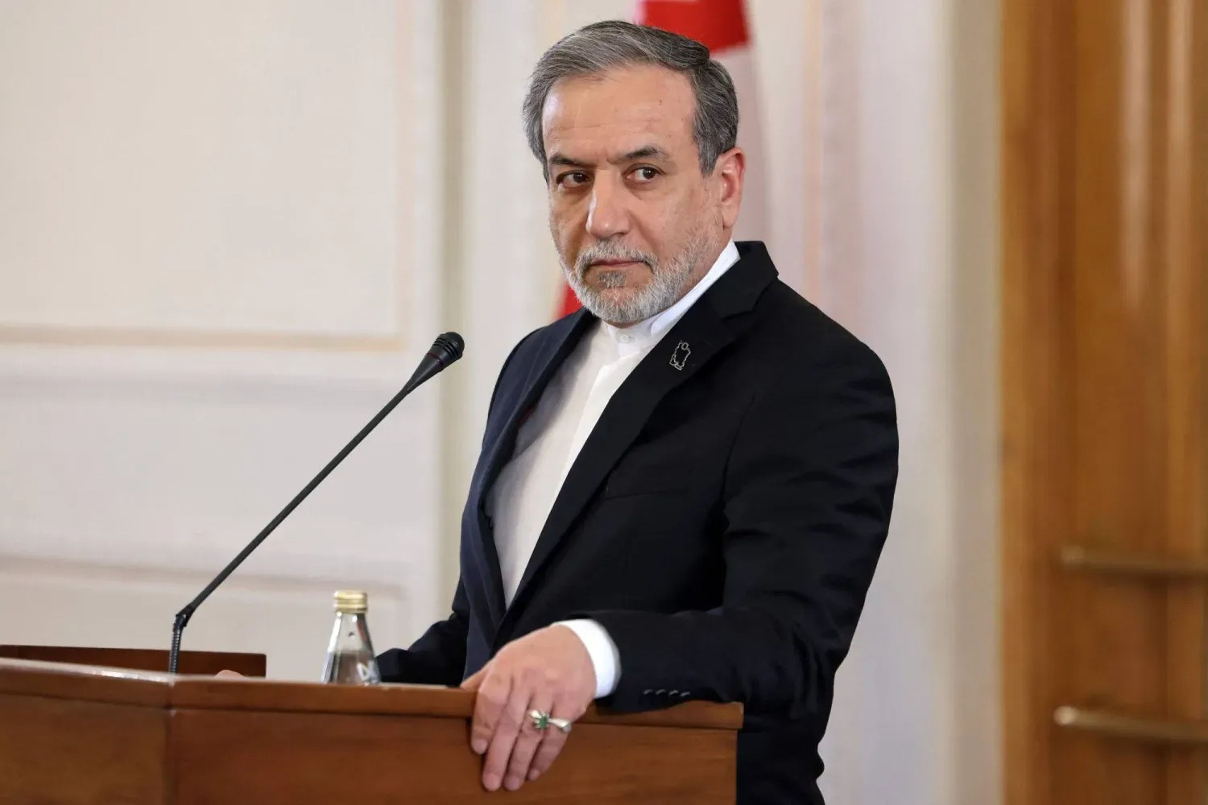 İran Dışişleri Bakanı Arakçi ABD ile müzakerelere güvenin kalmadığını söyledi