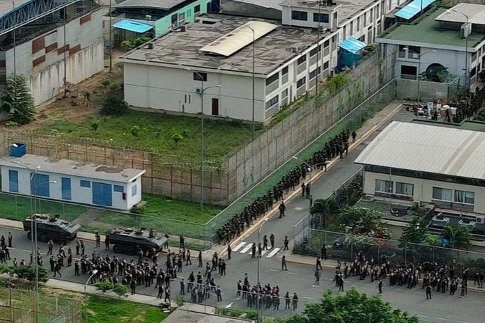Ekvador hapishanelerinde  kanlı hesaplaşma: 9 mahkum öldü