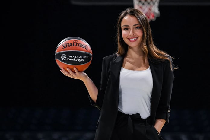 Dimitris Itoudis'in eski yardımcısı Jelena Todorovic, Brezilya erkek basketbolunda başantrenörlük görevine getirilen ilk kadın oldu