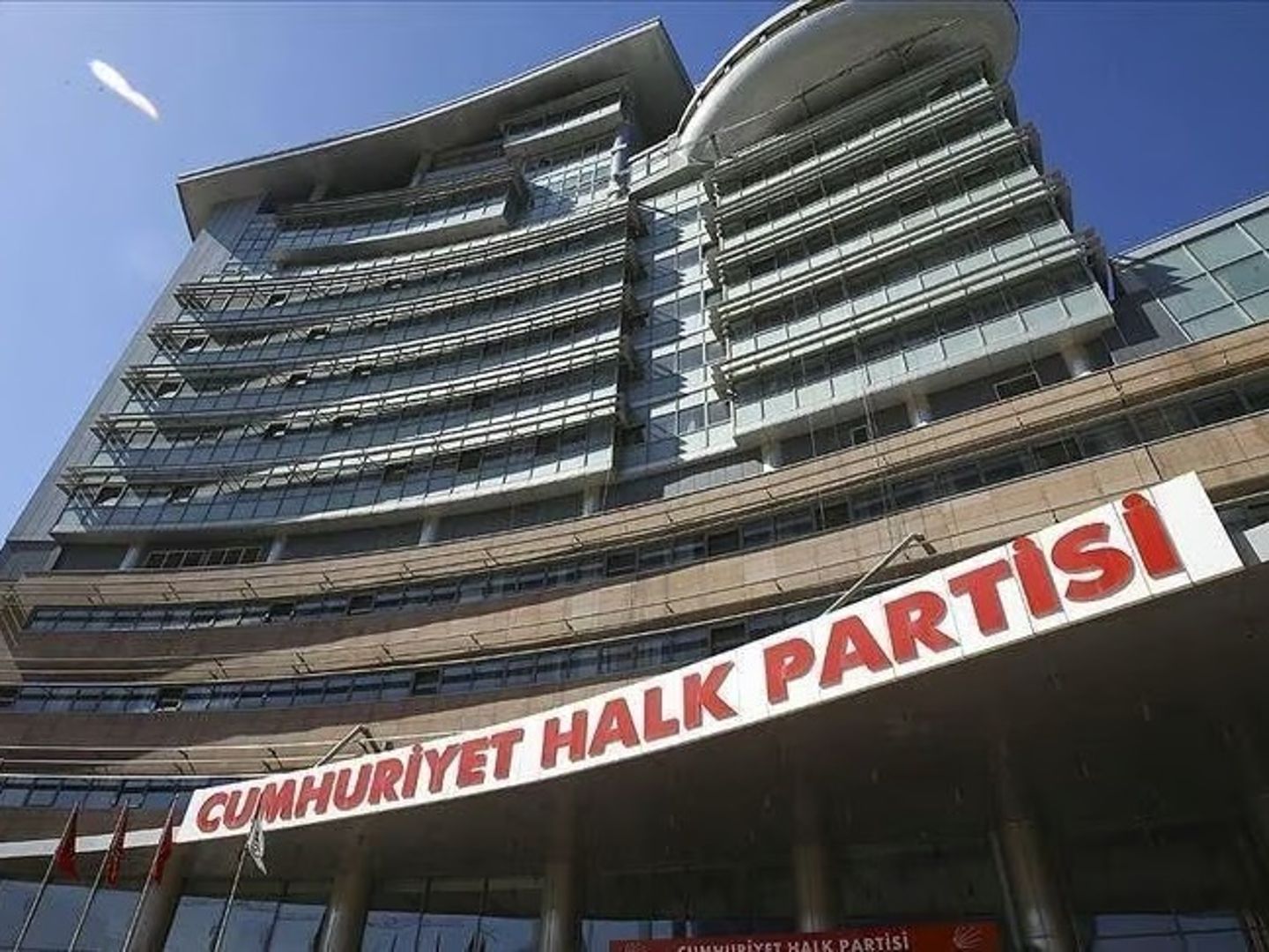 İstanbul İl Kongresi iptal davası istemine derdestlik reddi