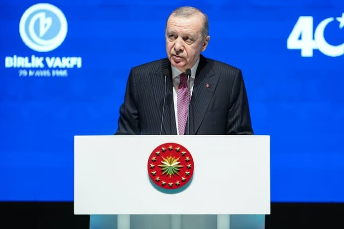 Cumhurbaşkanı Erdoğan: Bir avuç rant şebekesinin gündemine hapsoldular