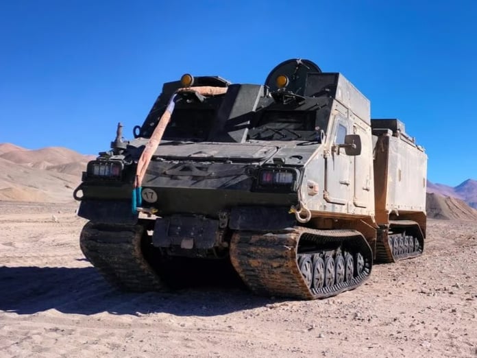 Hindistan Ordusu, Himalaya görevleri için yeni arazi aracını seçti: BvS10 Sindhu