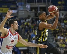 Basketbol Süper Ligi play-off yarı finalinde Fenerbahçe, ikinci maçı kazanarak seride durumu 2-0'a getirdi