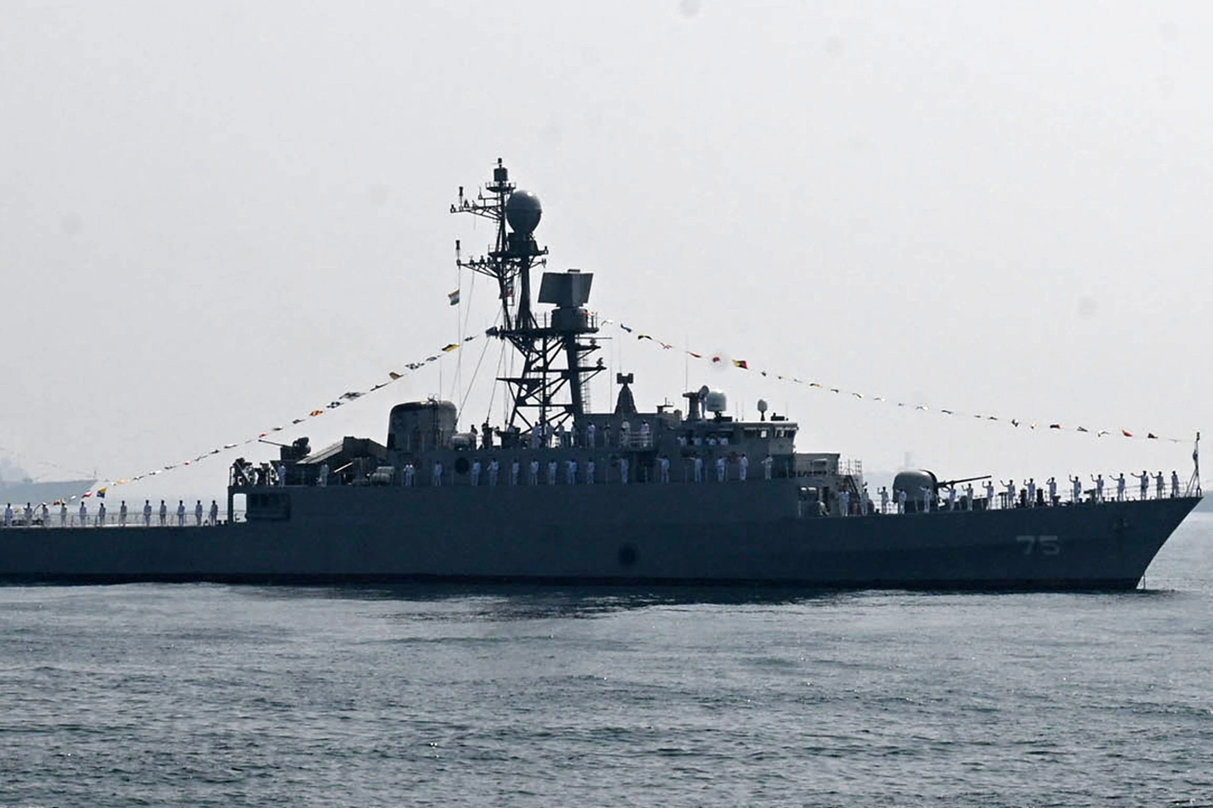 U.S. Submarine Sinks Iranian Warship in International Waters