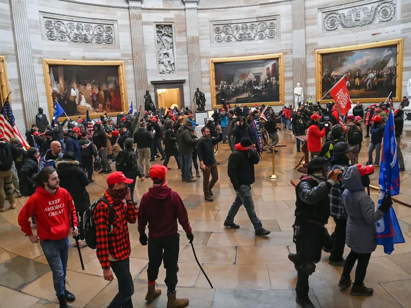 6 Ocak Kongre baskını hükümlüsü Pentagon'a kritik göreve atandı