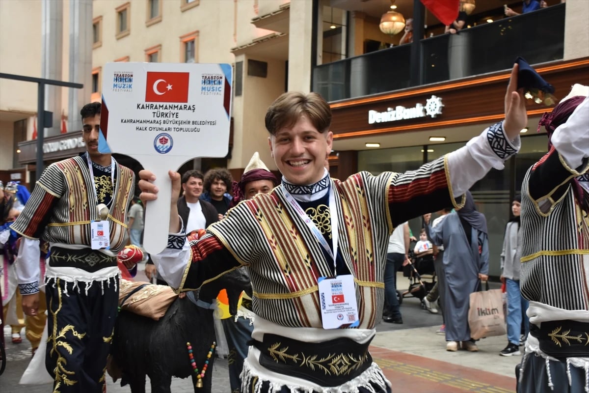Başkan Ahmet Metin Genç’ten "dünya barışı" vurgusu