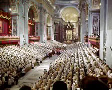 Vatikan’a banka transferlerinde manipülasyon suçlaması