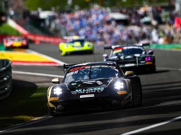 Motorsporlarında şanssızlık rüzgarı: Ayhancan Güven'in takımı Spa 24 Saat'e kaza kurbanı oldu, Deniz Öncü Moto2 Hollanda'da düştü