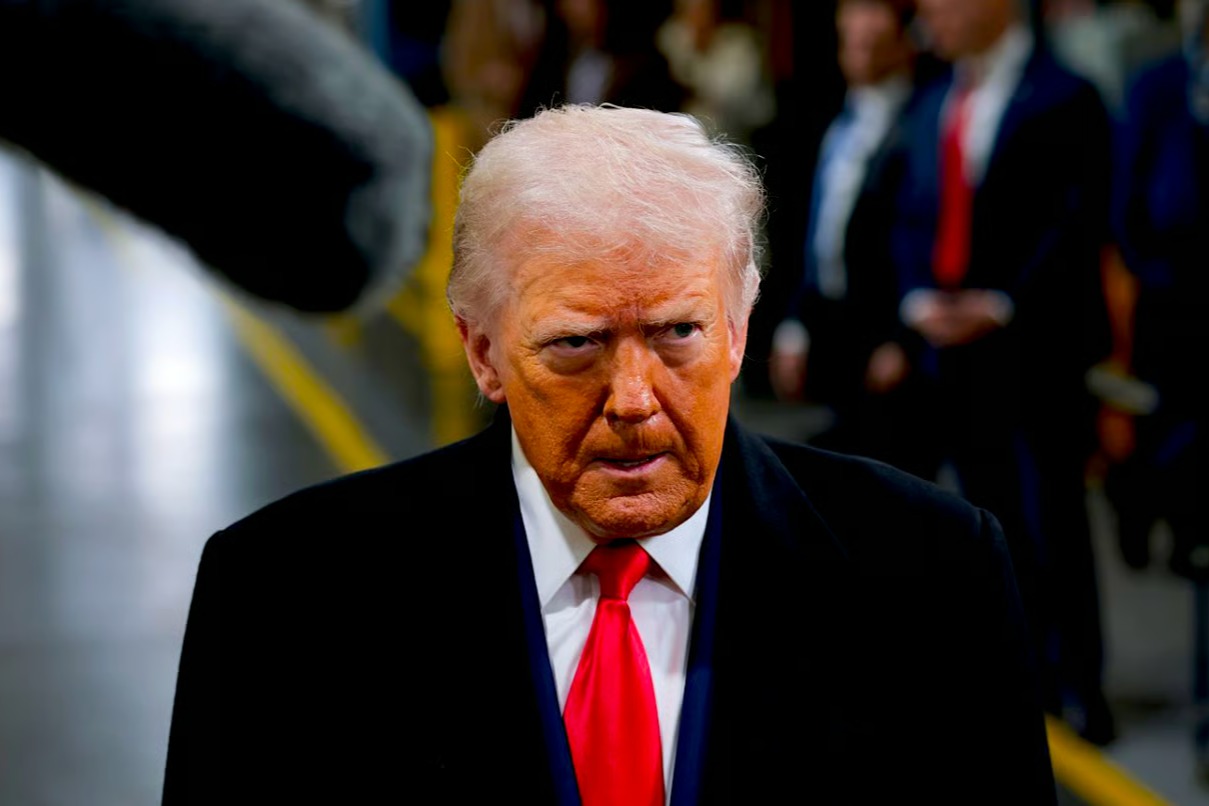 Downed Jets Become Trump's Headache as Iran Defends Airspace