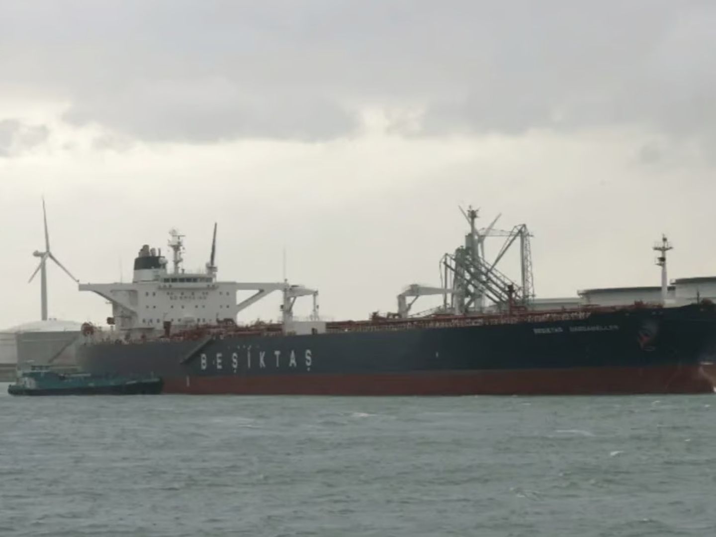 Karadeniz’de Türk petrol tankerine İHA ve İDA saldırısı