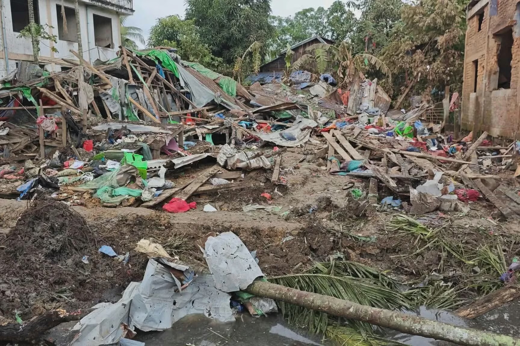 Airstrike on Rakhine Schools Kills 18, Mostly Students
