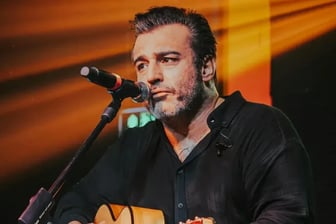 Popstar Rıza Tamer hayatını kaybetti