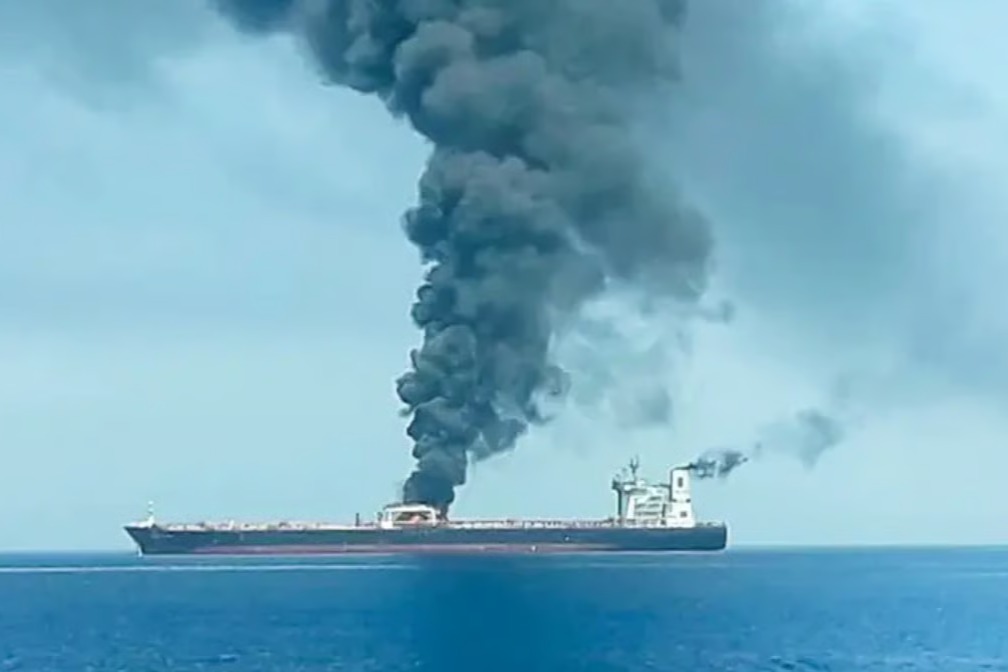 Submarine Attack Sinks Iranian Ship Off Sri Lanka