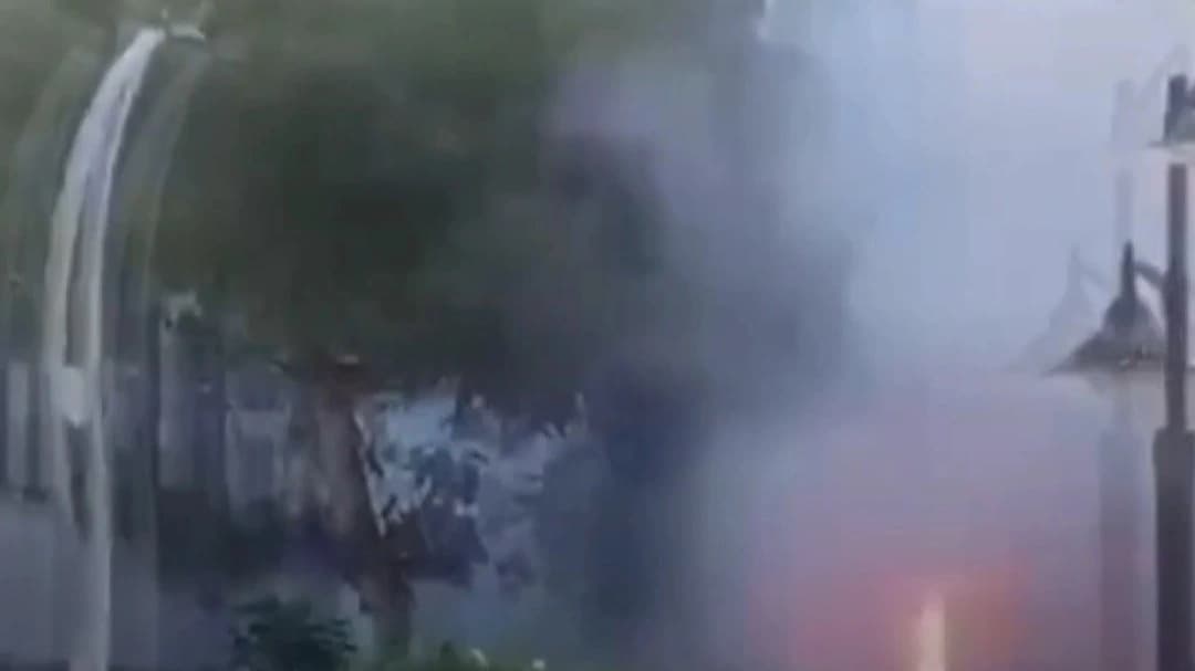 Yangın çıkan trafoda patlama meydana geldi
