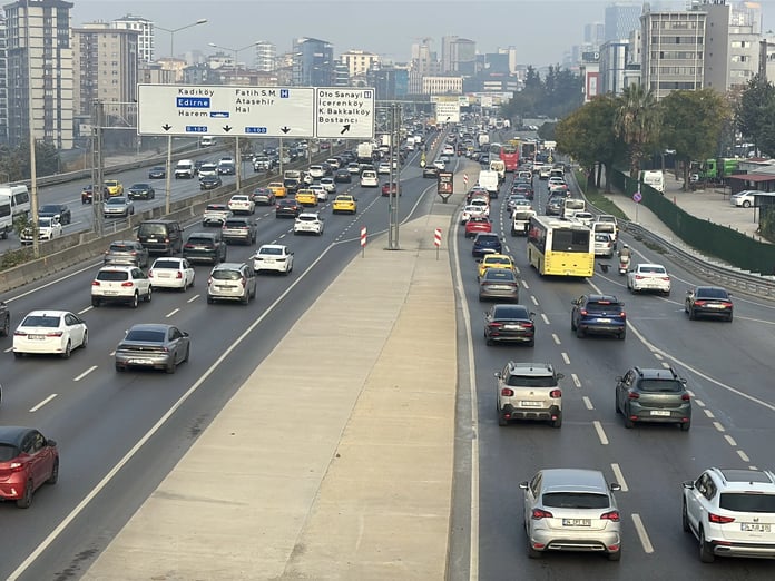 İstanbul'da hangi yollar kapalı? 28 Kasım İstanbul'da kapalı yollar ve alternatif güzergahlar neler?