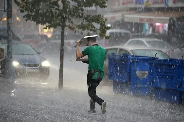 Meteoroloji'den sağanak ve fırtına uyarısı! Öğleden sonra bu saatlere dikkat: İl il hava durumu açıklandı
