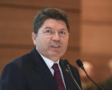 Adalet Bakanı Tunç'tan Aile hukukunda "Yeni Dönem" müjdesi: Arabuluculuk ve kısa boşanma davaları geliyor