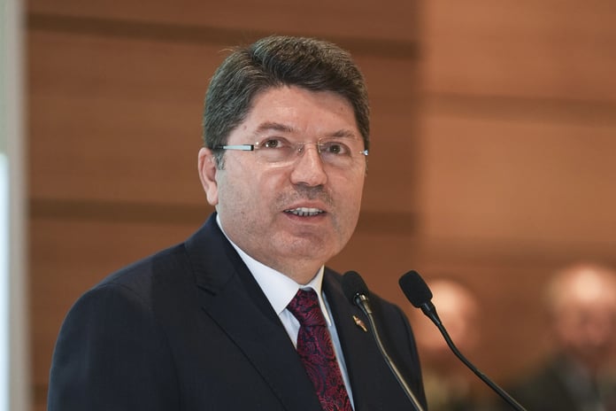 Adalet Bakanı Tunç'tan Aile hukukunda "Yeni Dönem" müjdesi: Arabuluculuk ve kısa boşanma davaları geliyor