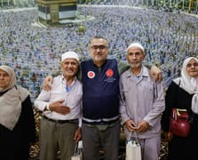 25 yıldır konuşmayan iki komşu Mekke'de barıştı