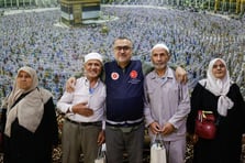 25 yıldır konuşmayan iki komşu Mekke'de barıştı