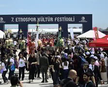 Kültürlerarası köprü 7. Etnospor Kültür Festivali açıldı: Bilal Erdoğan ve Osman Aşkın Bak'tan insanlık ve çocuklar için önemli mesajlar