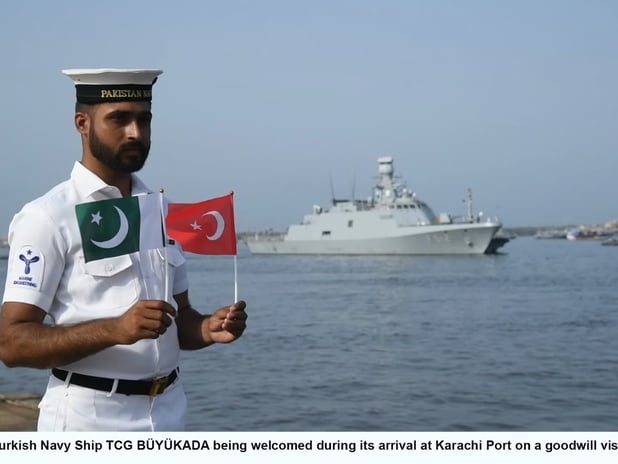 TCG BÜYÜKADA, Pakistan’a dostluk ziyareti gerçekleştirdi