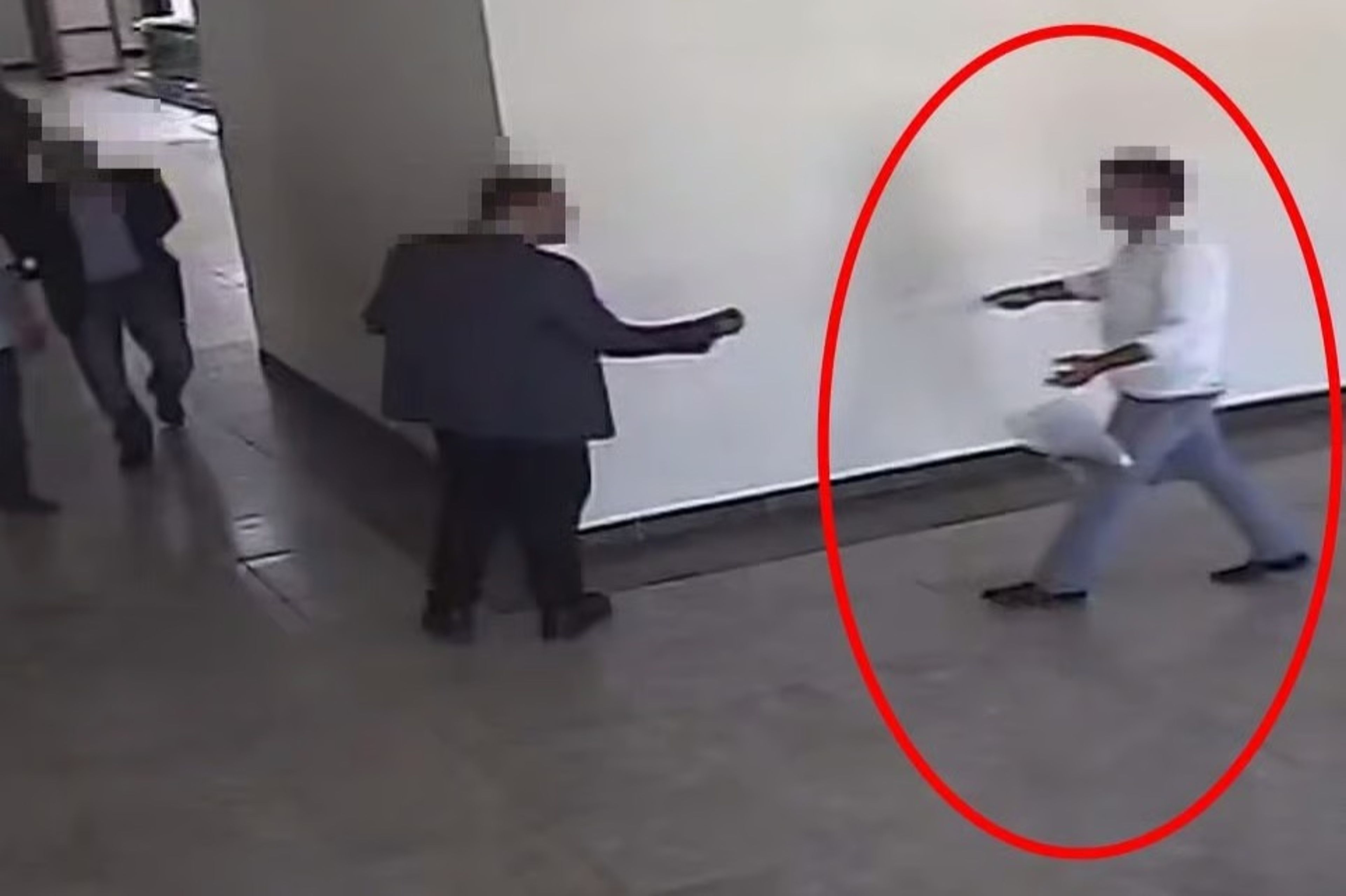 Sivrihisar Belediye Başkanı’na yumruklu saldırı girişimi: Başkan Yardımcısı yaralandı