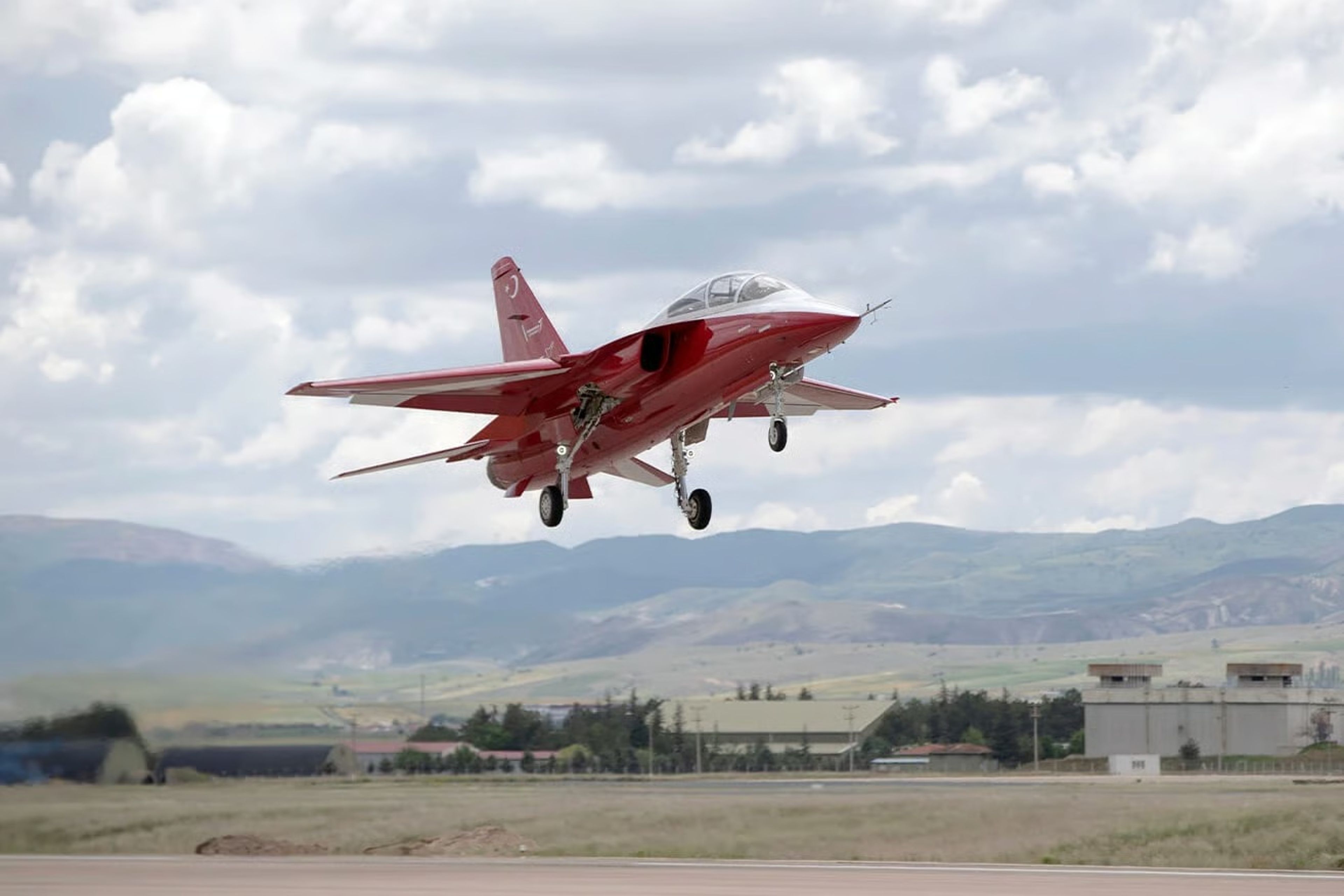 TUSAŞ KAAN ve HÜRJET projelerinde son durumu açıkladı