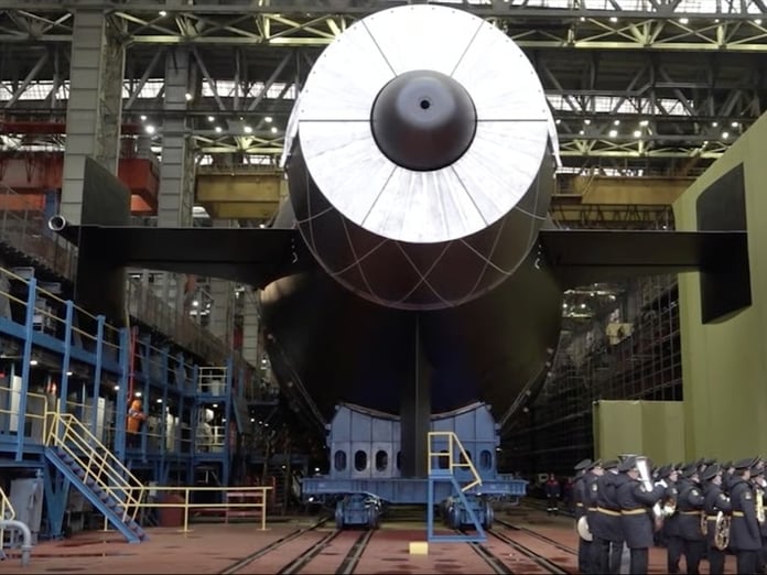 Rusya’nın Khabarovsku denize indi: Robotik sualtı silahları için yeni nükleer taşıyıcı