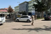 Siverek son dakika! | Şanlıurfa Siverek'te ne oldu, olay nedir? | Lisede silah sesleri...