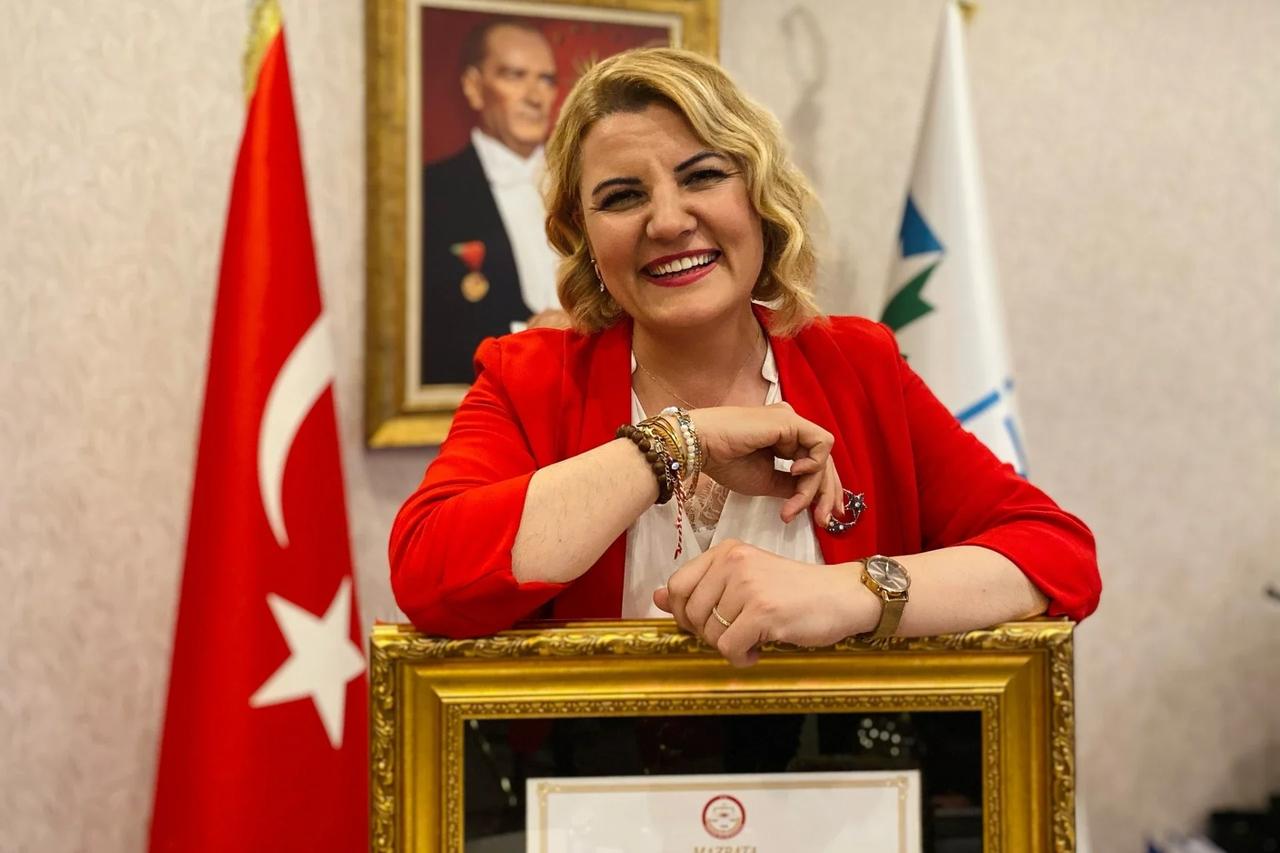 İzmit Belediyesi'ne operasyon!