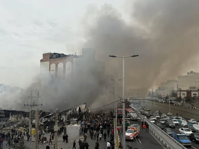 Tahran’daki Cennet Çarşısı’nda büyük yangın: 200 dükkan kül oldu