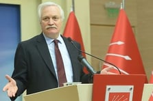 Eski CHP Genel Başkan Yardımcısı Murat Özçelik, CHP'den istifa etti