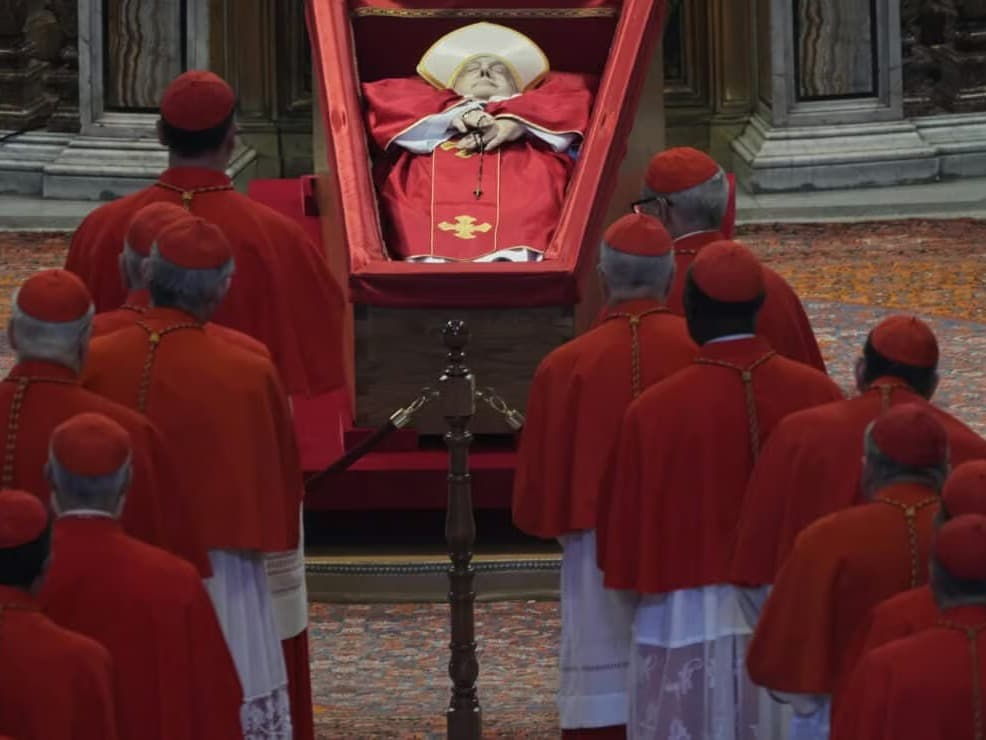 Papa Francis'in cenaze törenine Trump-Zelenskiy düzenlemesi