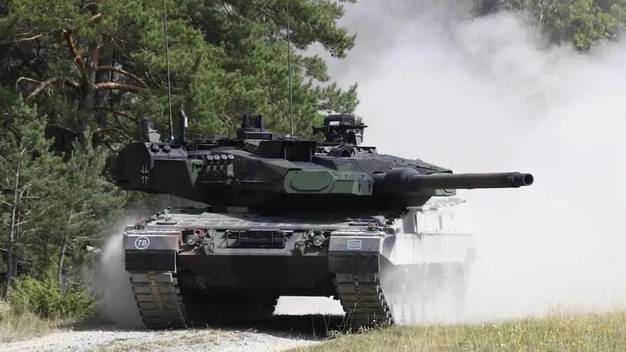 Ukrayna'nın savaşta hasar gören Leopard 2 tankları onarılarak yeniden göreve hazırlanıyor