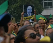 Brezilya’da Bolsonaro yanlıları af talebiyle toplandı