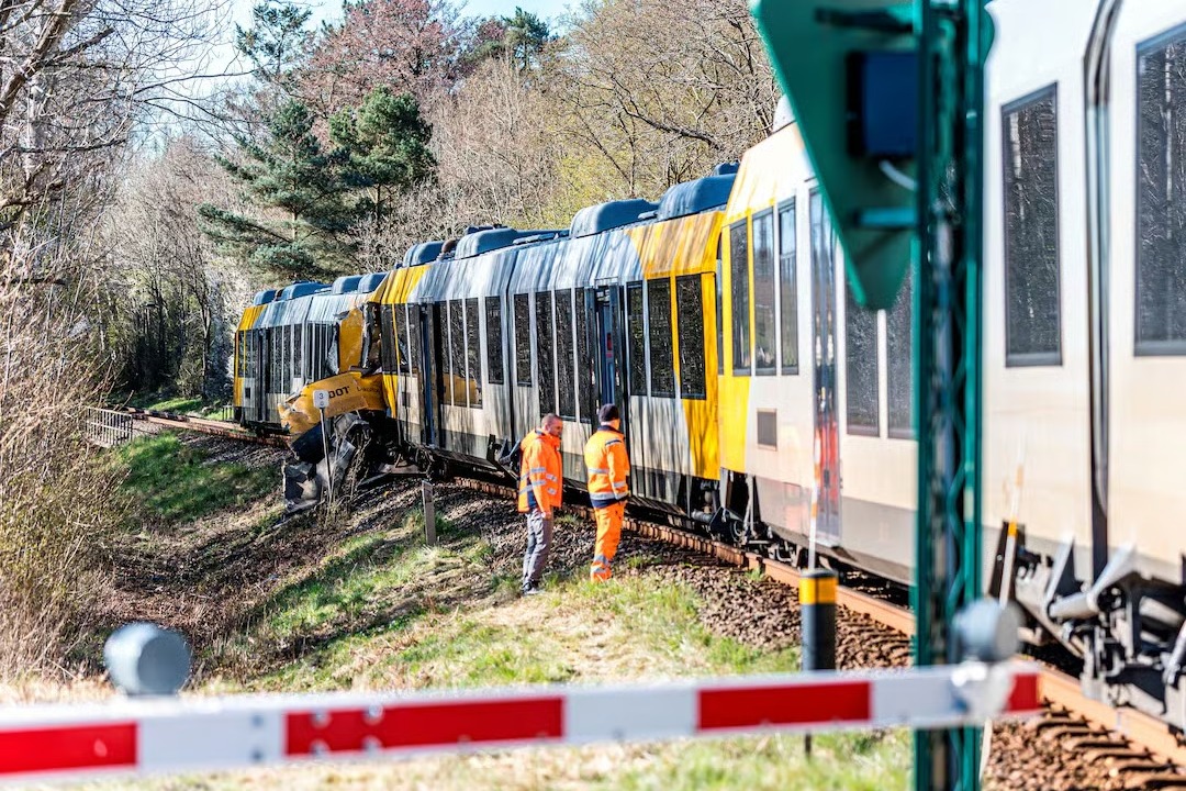 Danimarka'da tren kazası meydana geldi